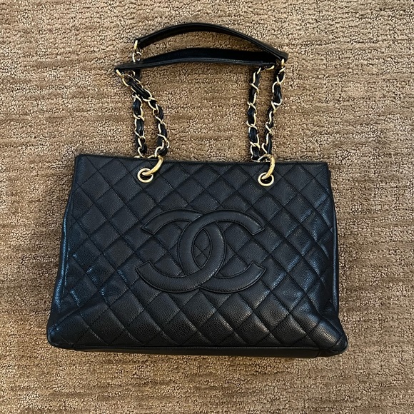 Chanel GST Tote - Black Caviar with Gold Hardware - Picture 1 of 7